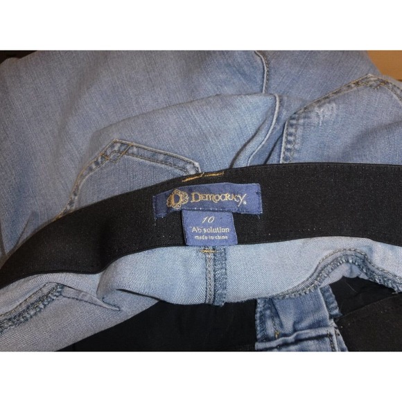 Ab solution Democracy jeans size 10 Cropped Light Blue Wash Low Rise - Picture 4 of 9